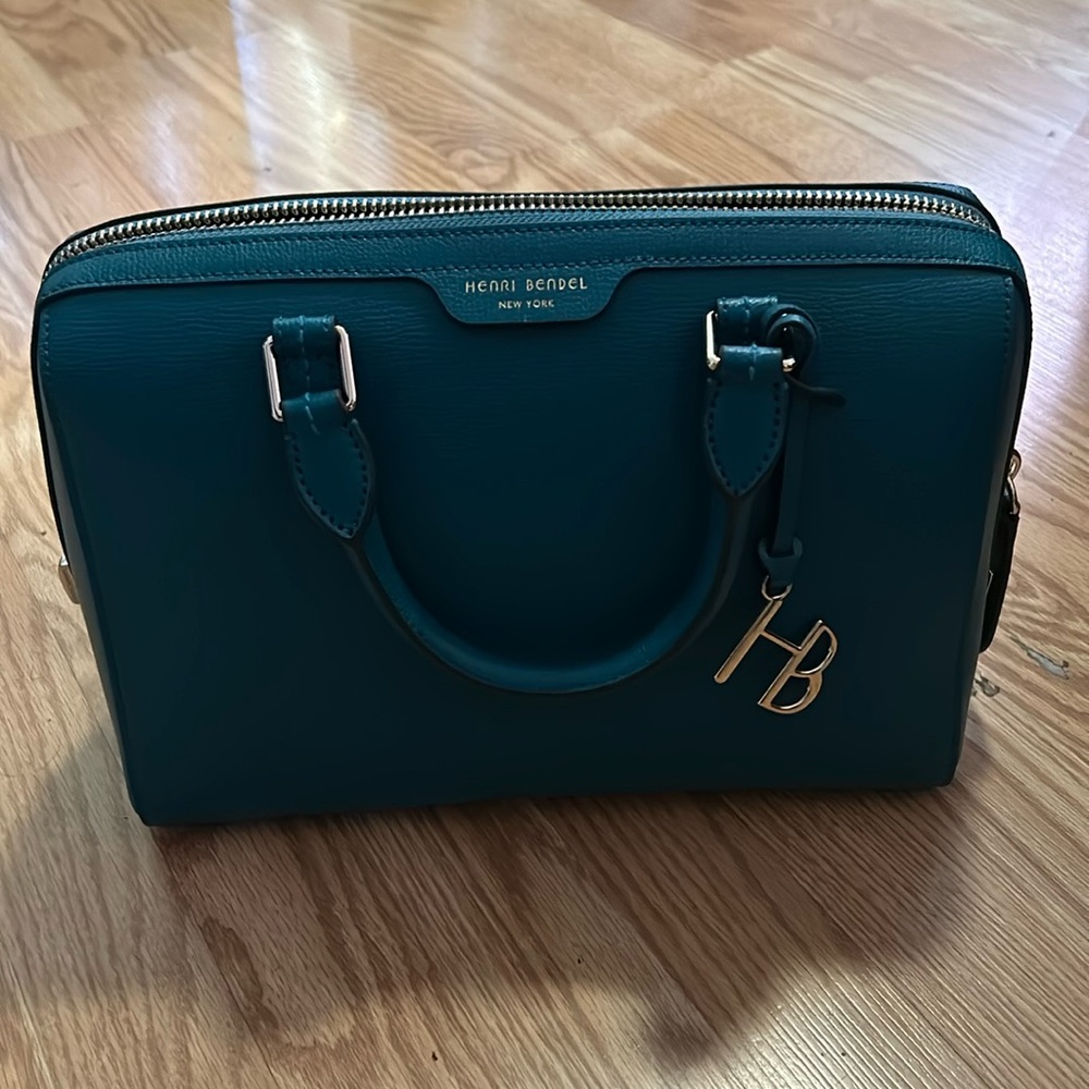 Henry Bendel NWOT Turquoise handbag
